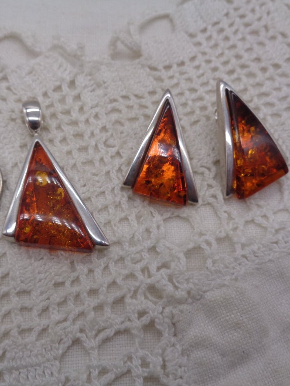 Modernist Sterling Silver & Baltic Amber Pendant & Post Earrings Set